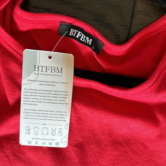 Red Tank Dress w Ruching Detail sz L Vacation Casual Comfortable style dress - Picture 3 of 10